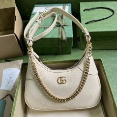 Gucci Hobo Bags